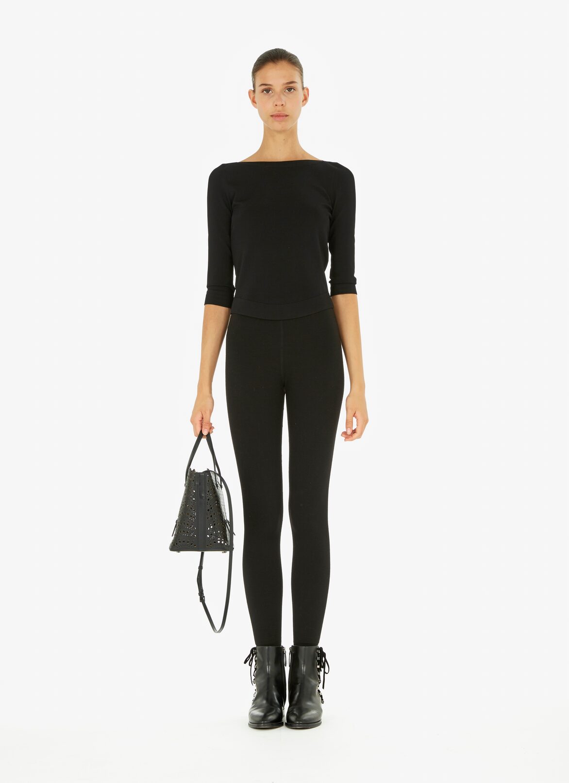 Nicole 17 Tote Bag ALAÏA BLACK NICOLE 17 TOTE BAG